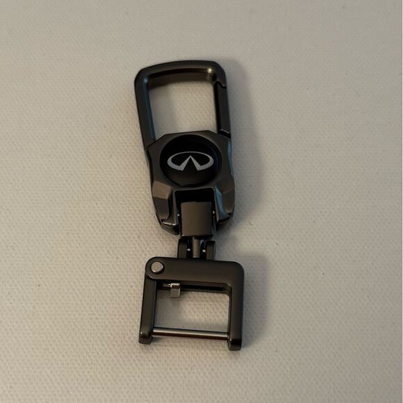 Infinity Key Fob Keychain in Metal NWT - Picture 2 of 5